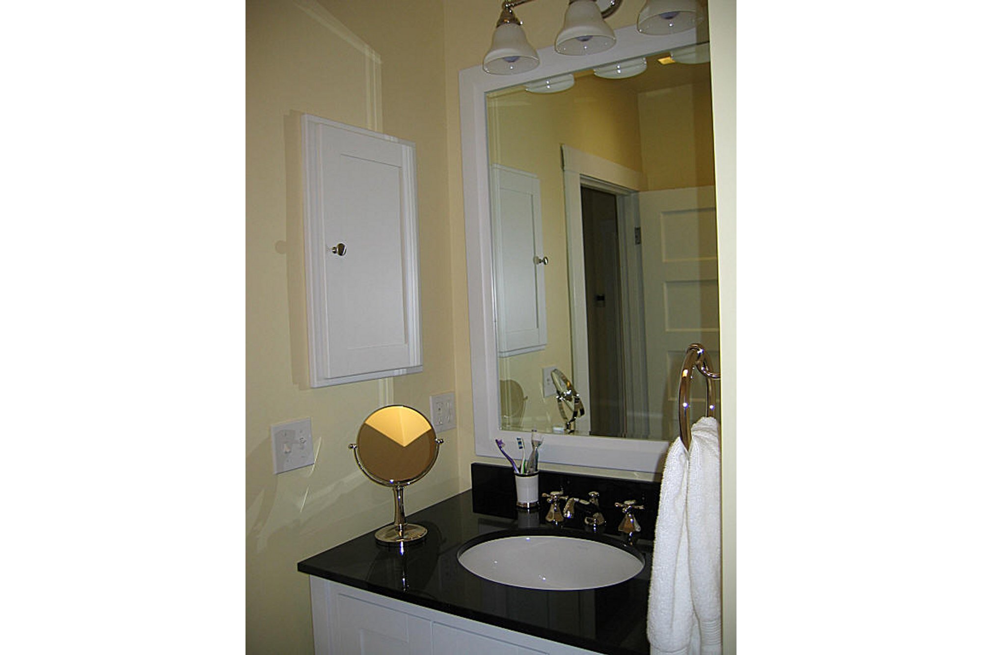 Custom Bath Room Vanities Made in San Diego